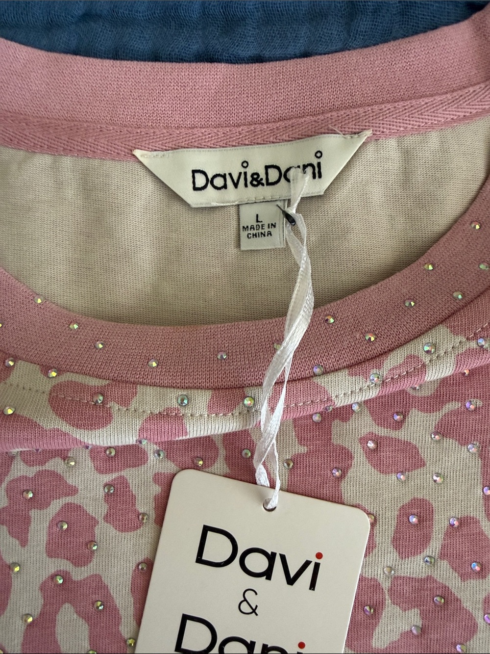 DAVI & DANI Pink Leopard Print Short Sleeve Tee - Picture 3 of 4